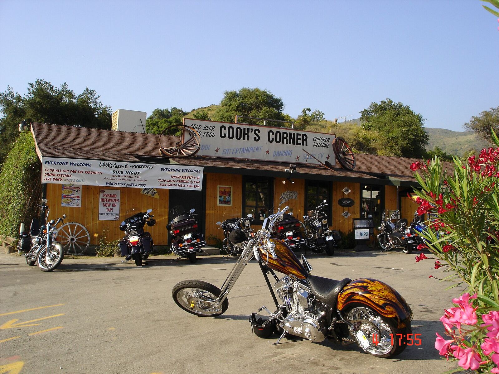 Trabuco Canyon 的 Cook's Corner 酒吧资料图(2005年摄)