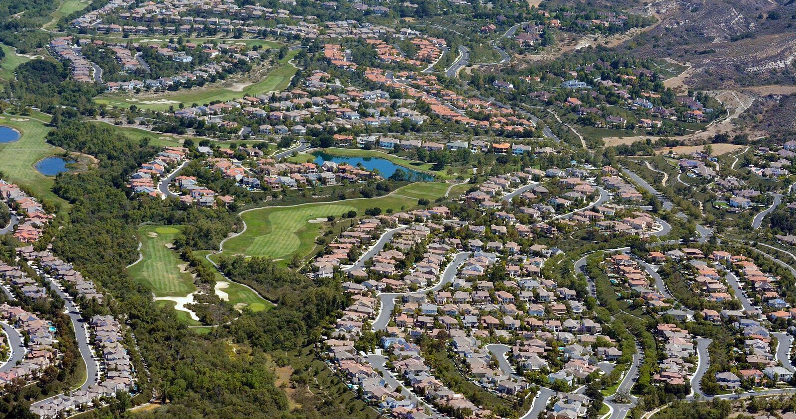 Ladera Ranch 社区航拍资料图(Wikimedia Commons)