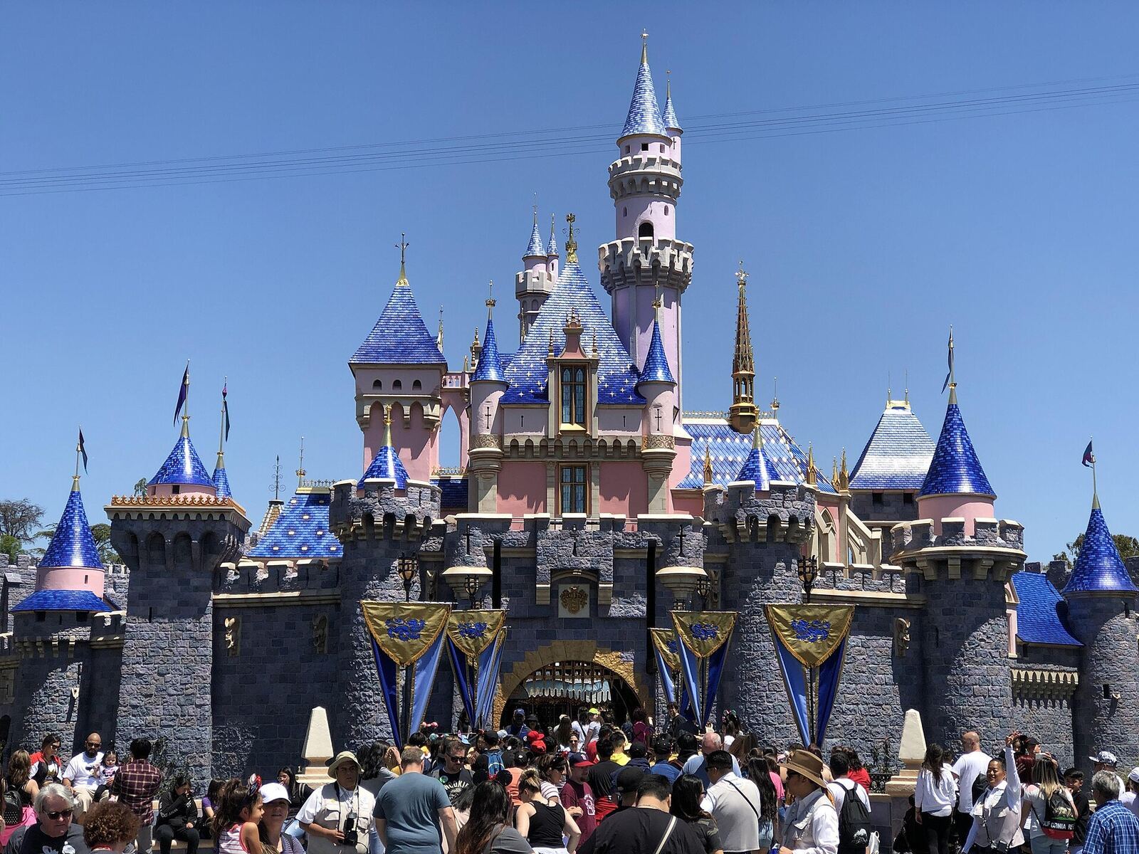 Disneyland 睡美人城堡资料图（Wikimedia Commons）
