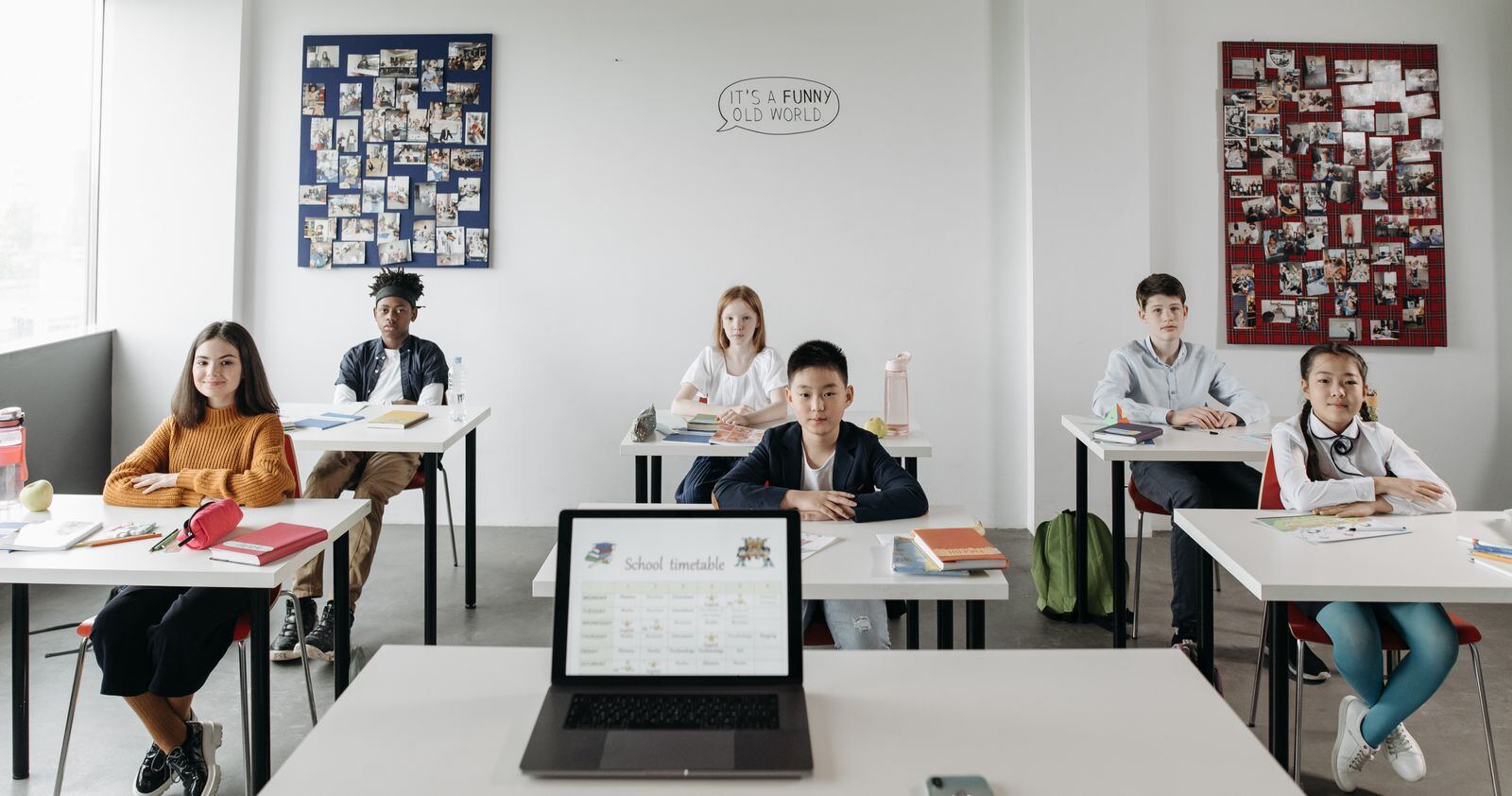 示意图（图库照片）· 教室一角