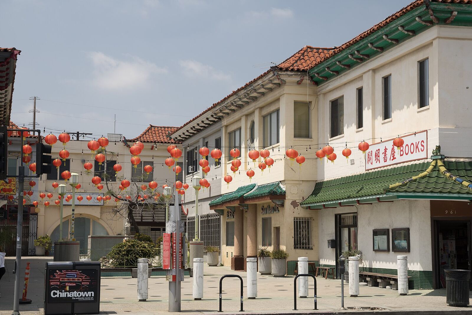 洛杉矶华埠 Chung King Road 街景资料图（2024年摄）